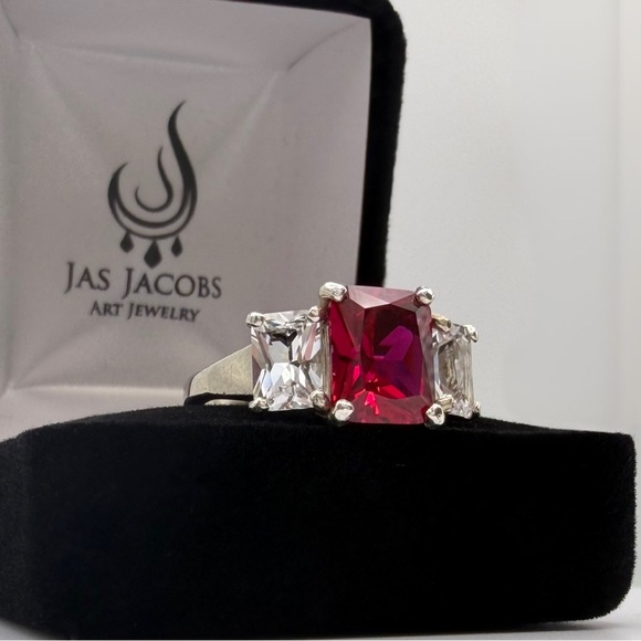 6ctw Lab Ruby Three Stone Ring White Sapphire Side Stones Size 7 - Picture 3 of 4